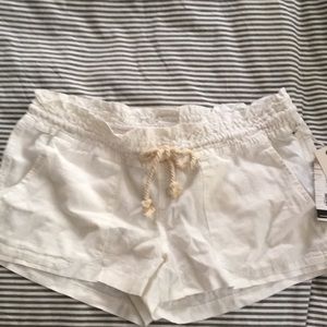 Women’s L Roxy linen shirts